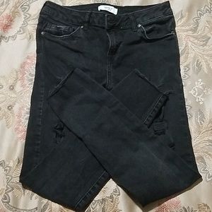 Black ripped Jeans. Skinny Jean's!